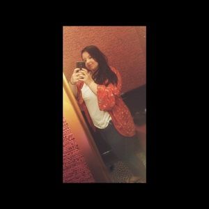 Meet your Posher, Holly